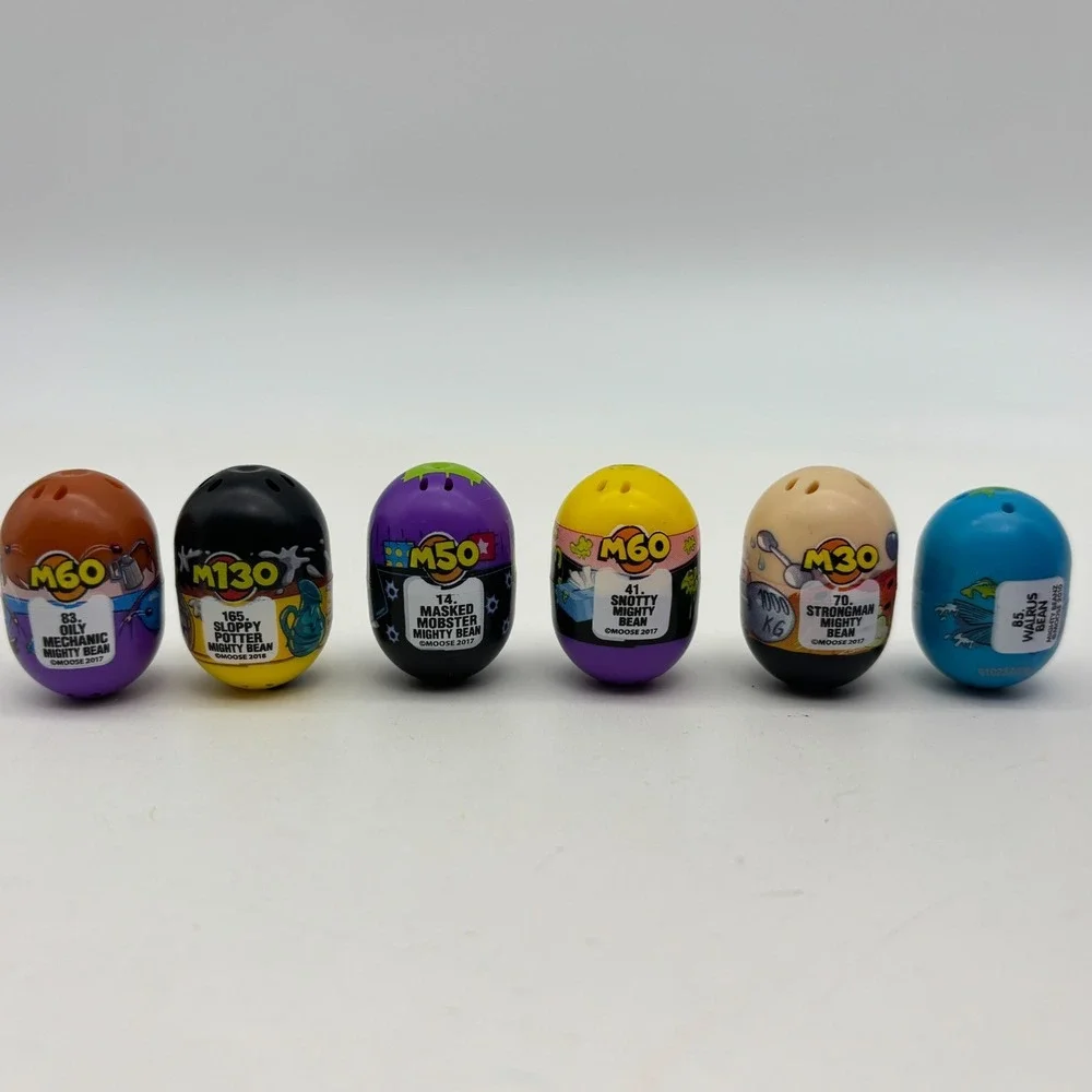 Mighty Beanz Lot of 17 with Storage Capsule Skeleton Barber Bat Sloppy Potter